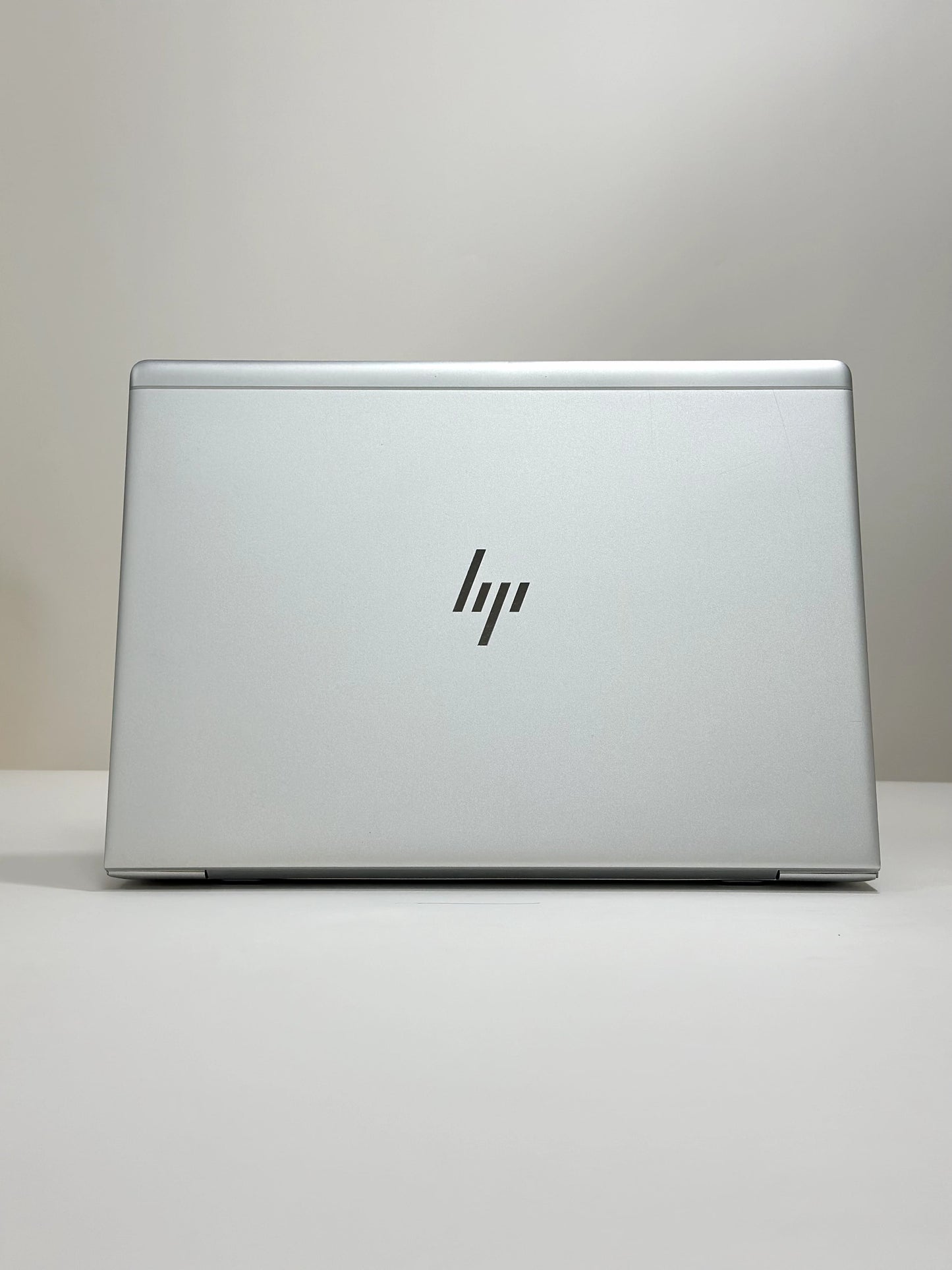 Pre-Owned HP EliteBook 840 G5 14" Touch (Intel Core i5-8th Gen, 16GB RAM, 512GB NVMe SSD) β Grade A | 1-Year Warranty + Free Bag & Mouse | Qatar Fast Delivery