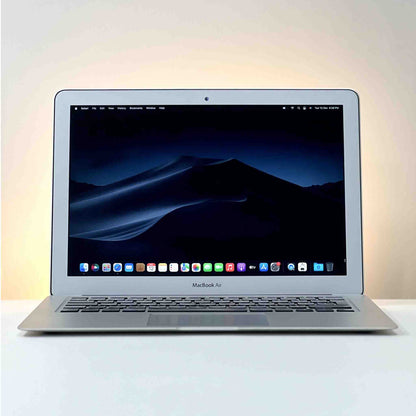 APPLE MacBook Air, 13-inch, Intel Core i5, 8gb RAM, 256gb SSD NVMe